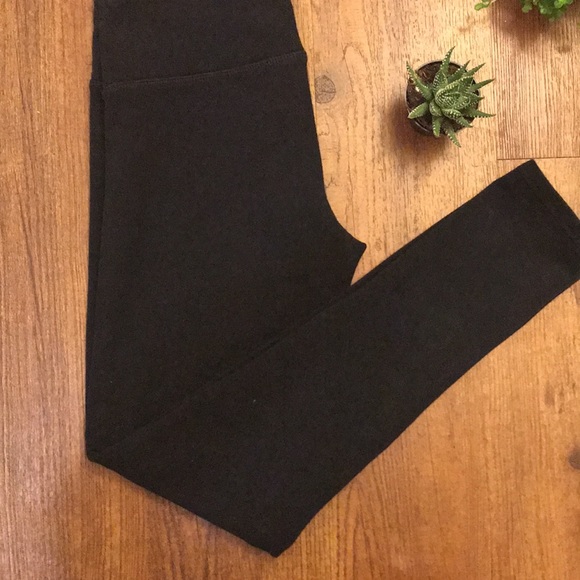 2 TNA Leggings! - Picture 2 of 4